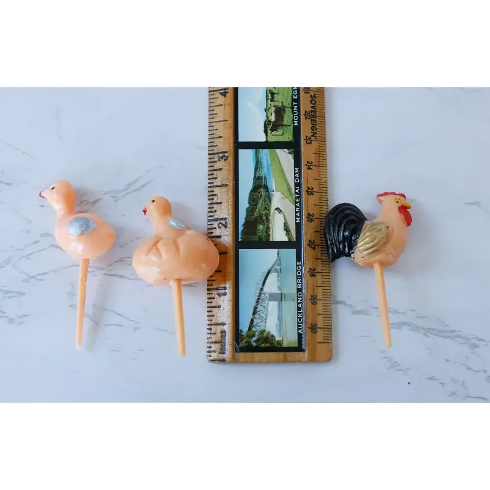VTG Set of 12 Chicken Hen Cake Toppers Retro MCM Farm Easter Cupcake Picks Decor